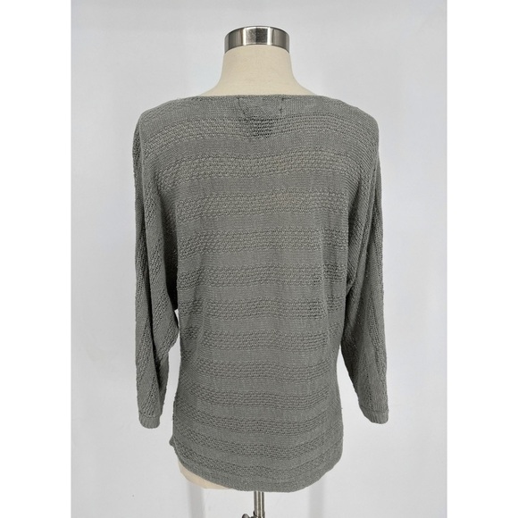 Tahari Linen Long Sleeve Top - Picture 2 of 9
